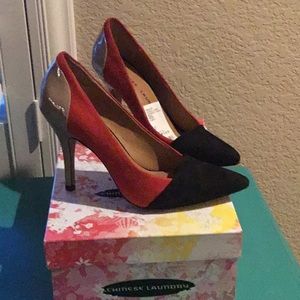 Suede Pumps NWT